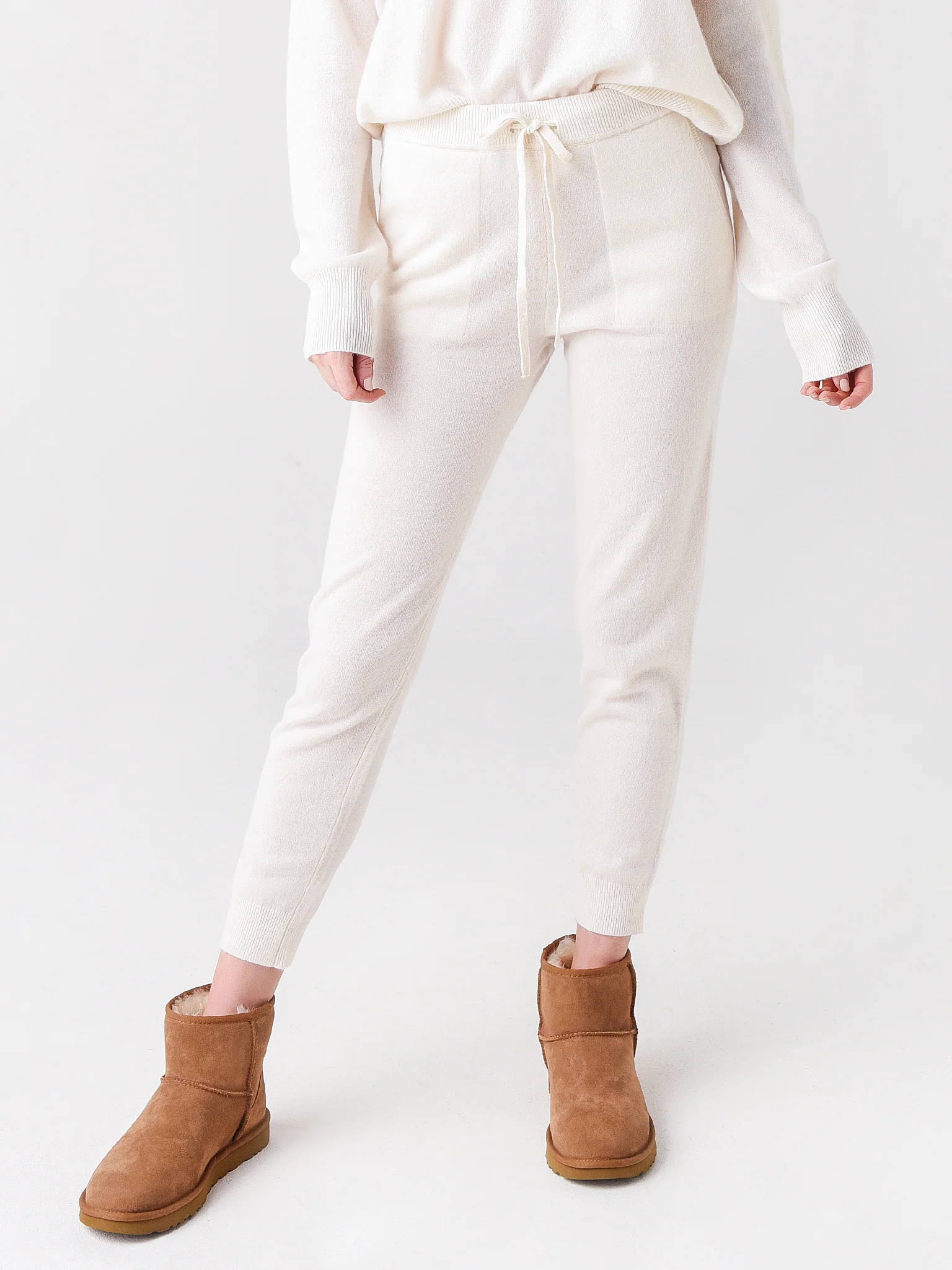 White + Warren Women's Cashmere Jogger - Image 5