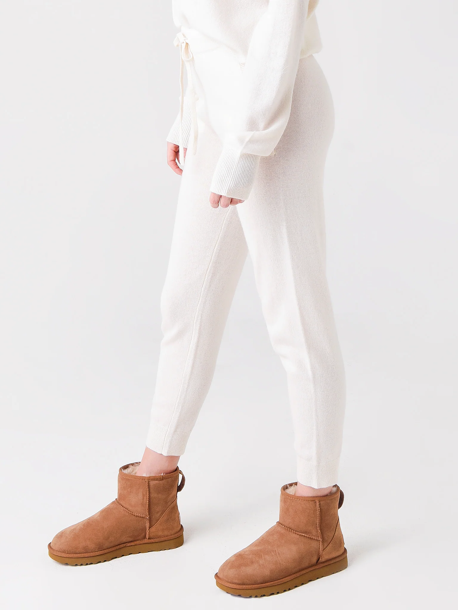 White + Warren Women's Cashmere Jogger - Image 7