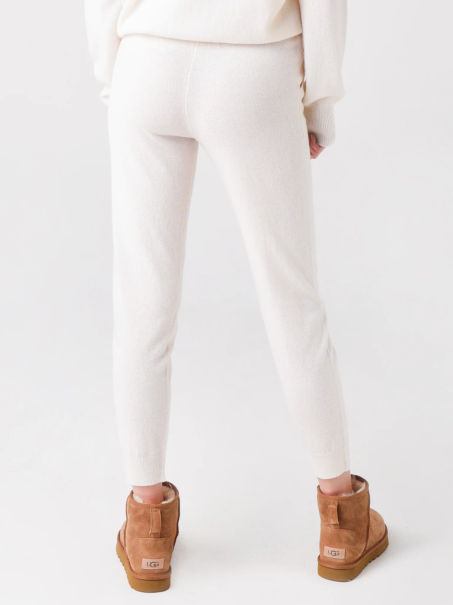 White + Warren Women's Cashmere Jogger - Image 8